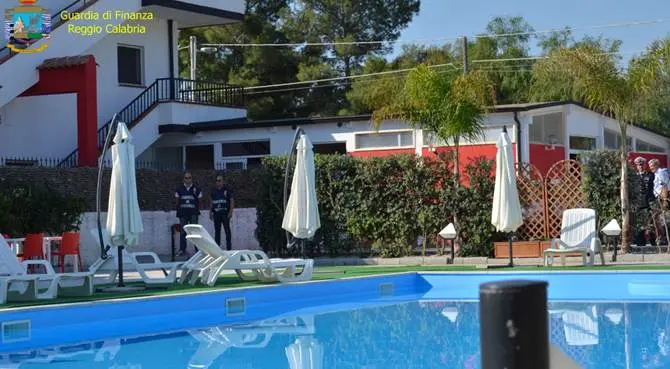 Reggio, sequestrato villaggio turistico e patrimonio da sei milioni VIDEO