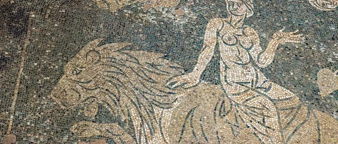 Alla scoperta di Casignana, la perla della Magna Grecia tra mosaici, villa romana e borgo antico