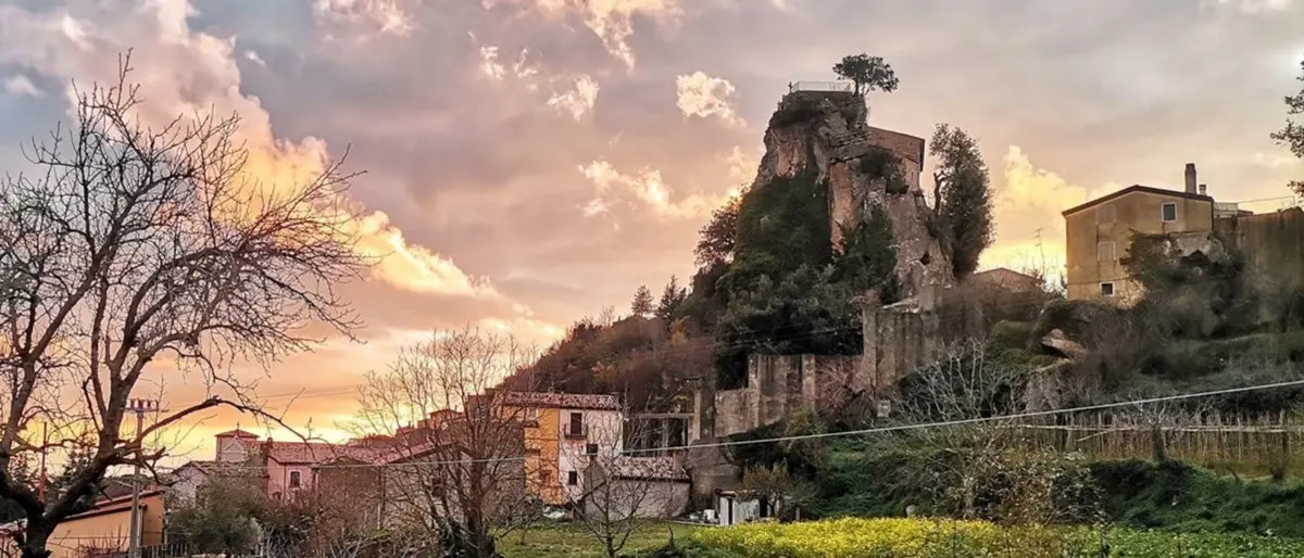 Tra storia e tradizioni, ecco cinque borghi arbëreshë da visitare in Calabria