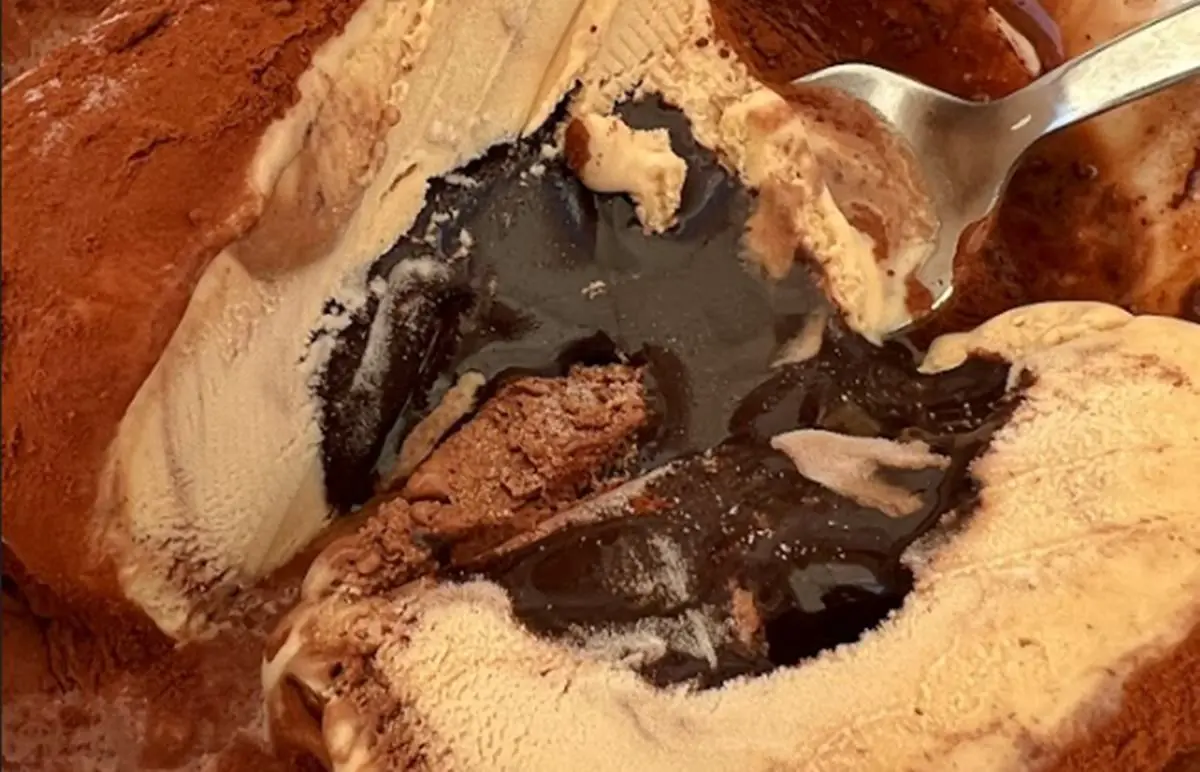 Tra tradizione e innovazione, viaggio nelle gelaterie di Pizzo dove il tartufo è un’esplosione di gusto