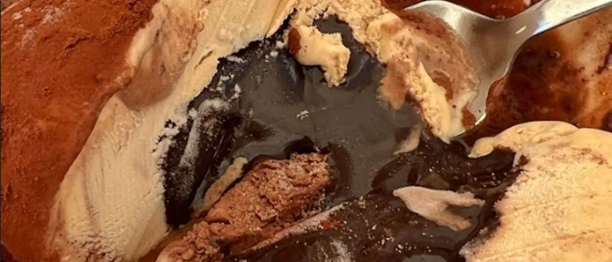 Tra tradizione e innovazione, viaggio nelle gelaterie di Pizzo dove il tartufo è un’esplosione di gusto