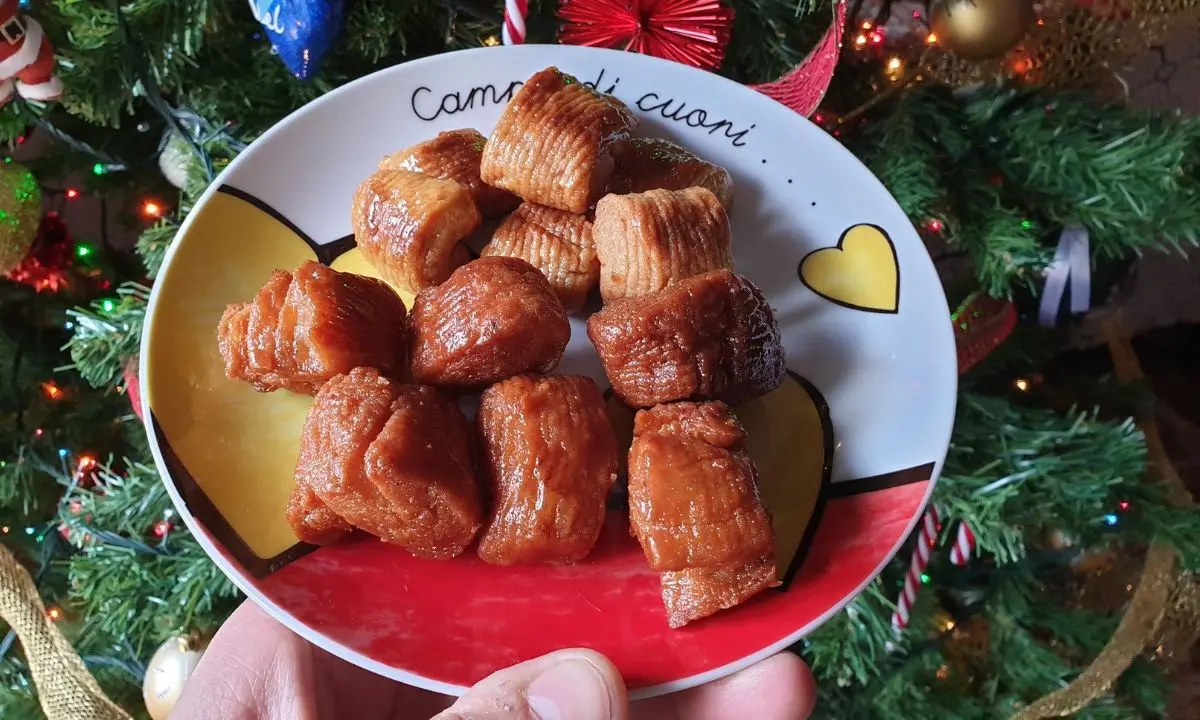 I turdiddri, i dolci della nonna che rendono dolce ogni Natale