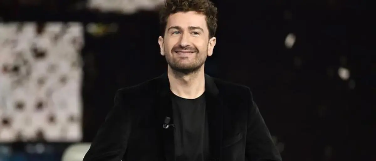 “Extra libertà live tour” di Alessandro Siani arriva in Calabria, quattro date in tre teatri: ecco dove