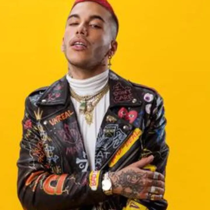 Isola Summer 2023, Sfera Ebbasta è il primo nome: si esibirà l’8 agosto a Le Castella