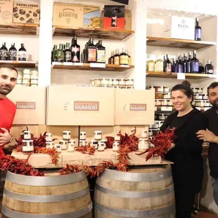 Braalla, la scommessa di due giovani di Altomonte per valorizzare l’artigianato locale