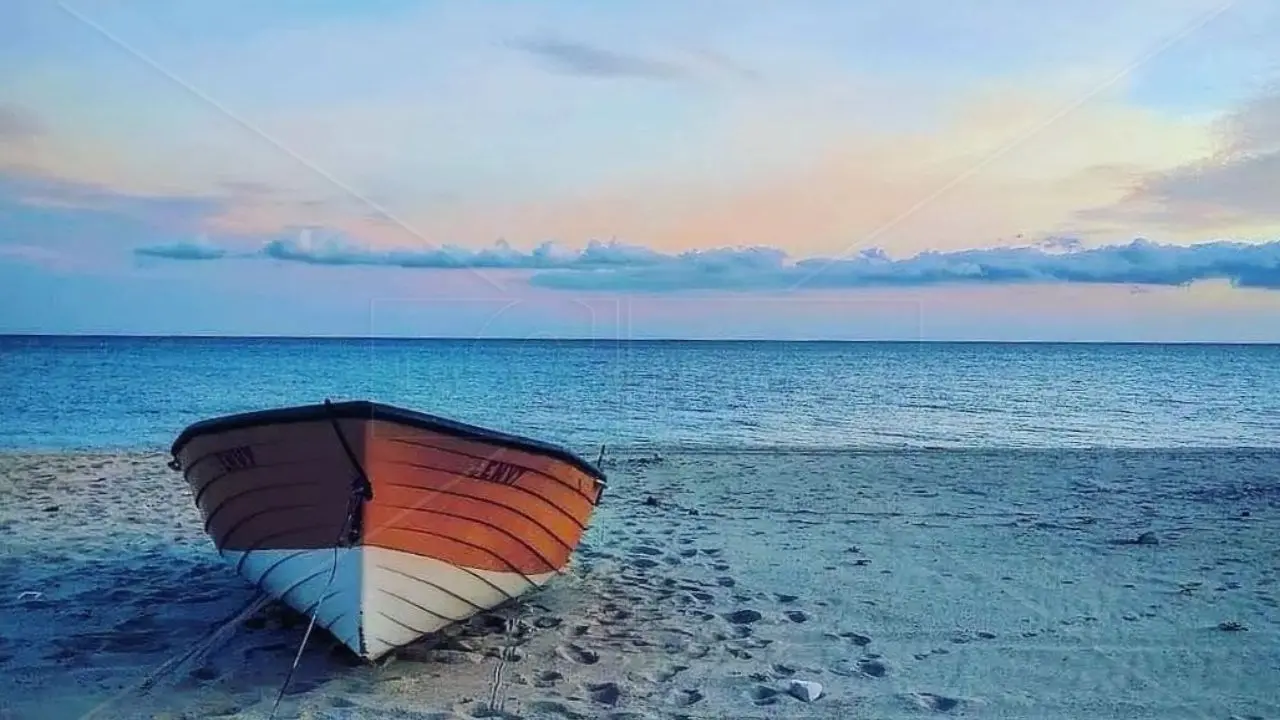 Sellia Marina, dove il blu intenso del mare accarezza le spiagge bianche e la natura incontaminata