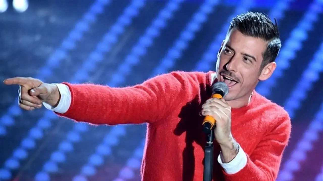 La musica di Francesco Gabbani farà tappa in Calabria: ad agosto in concerto a Luzzi