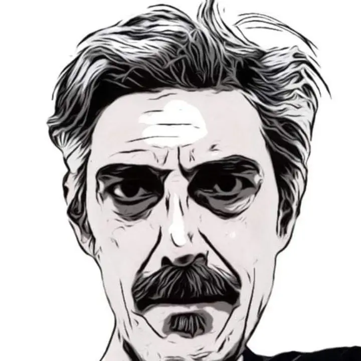 Spiriti e Maligni, il ritorno di Max Mazzotta tra musica e teatro al Castello Svevo di Cosenza
