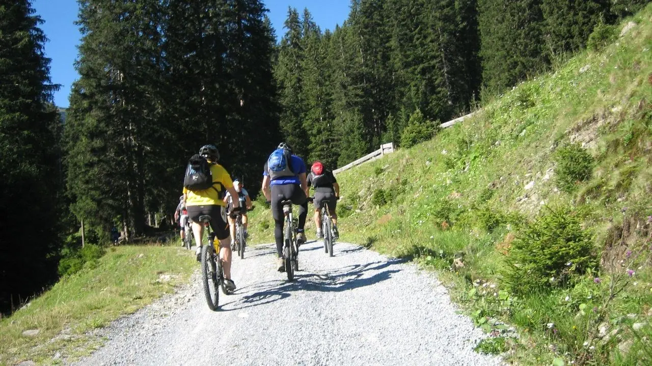 Ciclovia dei Parchi della Calabria: in bici alla scoperta di parchi naturali e aree protette