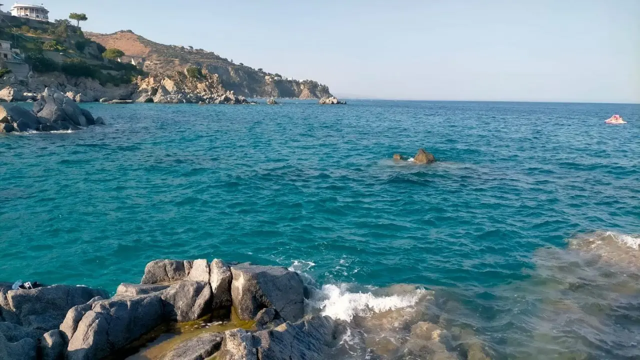 Calabria da vivere anche in autunno, ecco alcuni itinerari da scoprire tra  spiagge e relax