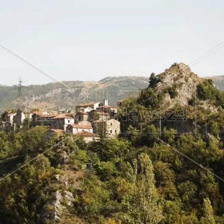 Avena, un angolo di Pollino dove il tempo si è fermato quarantuno anni fa