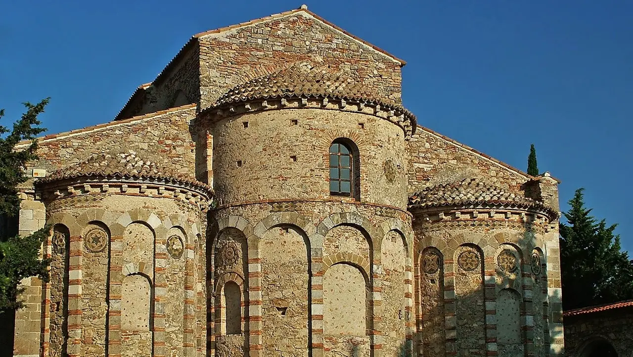 A Corigliano Rossano uno dei monasteri più ricchi del sud Italia: ecco l’abbazia di Santa Maria del Patire