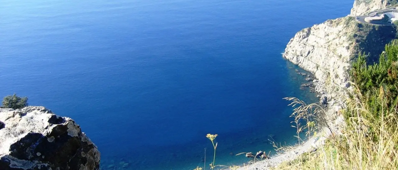 Un sentiero in paradiso: i 13 chilometri del Tracciolino sono un sogno a occhi aperti tra Palmi e Bagnara