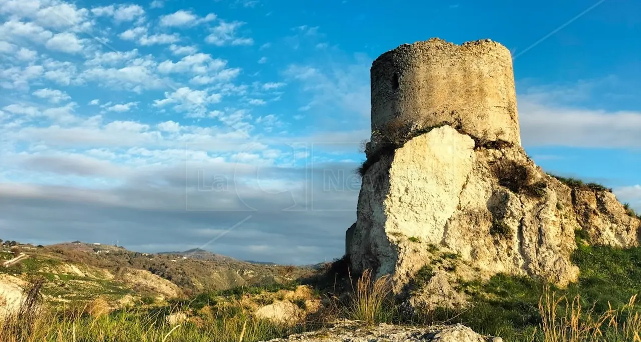 La Torre Marrana di Ricadi, antica bellezza con lo sguardo sempre rivolto sulla Costa degli Dei