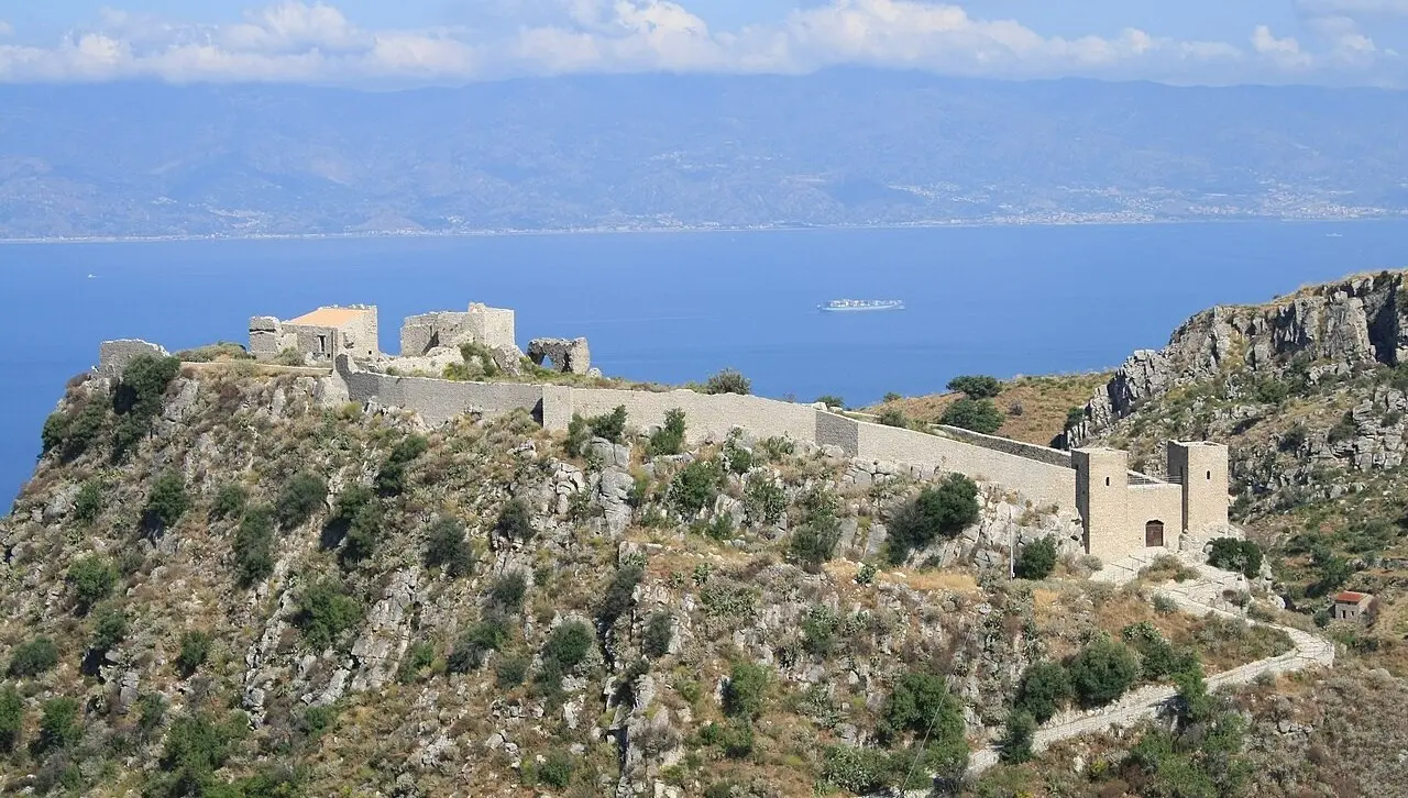 Il Castello di San Niceto: a Motta San Giovanni un gioiello bizantino tra storia e leggenda