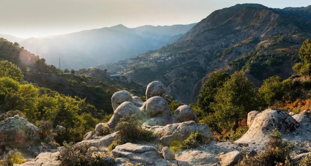 Aspromonte da vivere: viaggio nel Parco nazionale tra colori, sentieri e paesaggi da cartolina