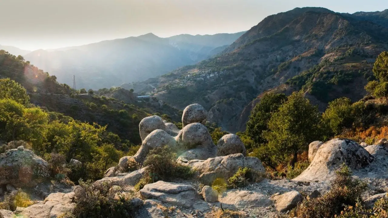 Aspromonte da vivere: viaggio nel Parco nazionale tra colori, sentieri e paesaggi da cartolina