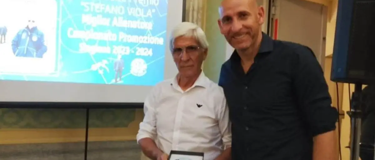 Dilettanti, a Rolando Megna il premio “Stefano Viola” quale migliore allenatore di Promozione