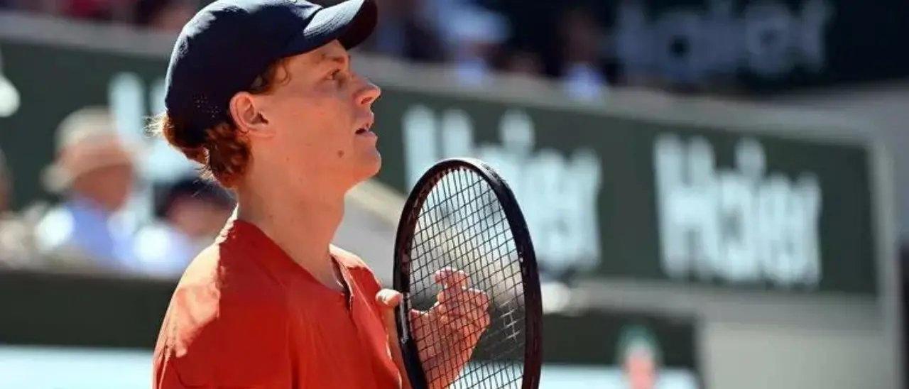 Atp 500 di Halle, Sinner vince contro Marozsan e accede ai quarti di finale sull’erba tedesca