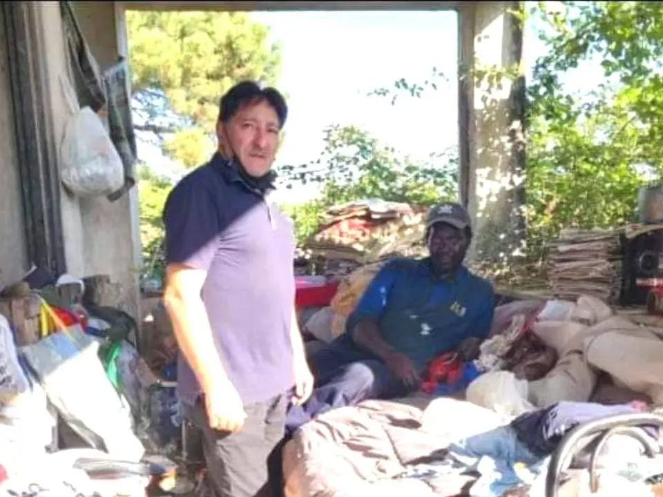 Dalla conversione religiosa in carcere a 33 anni al resto della vita speso per aiutare il prossimo: ecco “Papà Africa” della Piana di Gioia