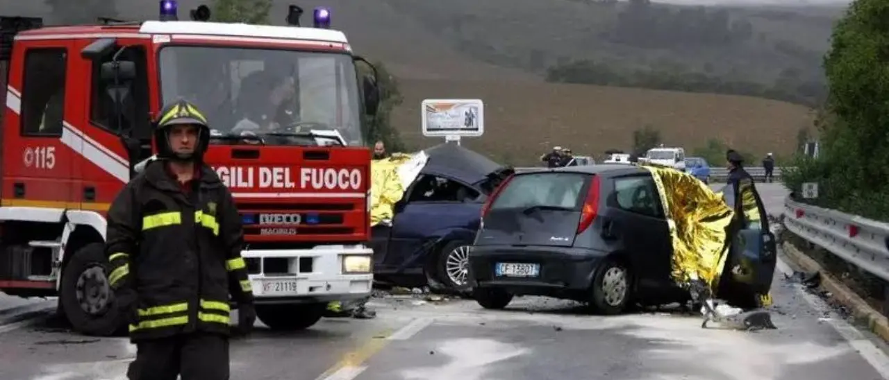 Palermo, donna alla guida ubriaca: morti in un incidente stradale una 20enne e un bambino di 16 mesi