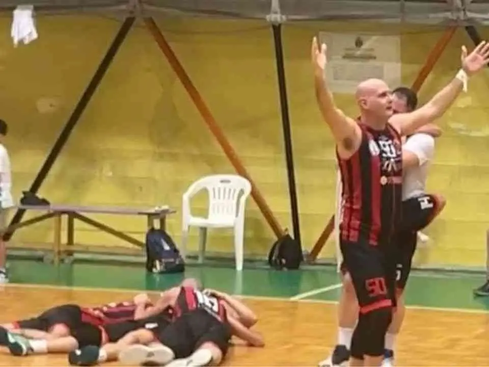 Basket Calabria: la Pollino Castrovillari vince contro la Cestistica Gioiese e vola in Serie C