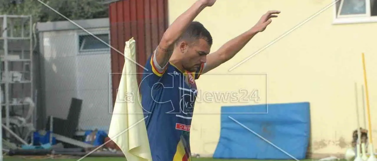 Calciomercato Dilettanti: Giuseppe Sapone tra Val Gallico e Palmese. Guardavalle, idea Alderete. Colpi in canna per il Taurianova