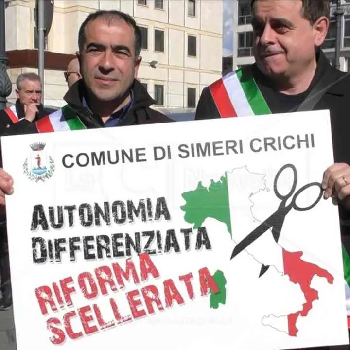 “Una sola Italia”: quasi 70 sindaci calabresi chiedono di impugnare la legge sull’autonomia differenziata