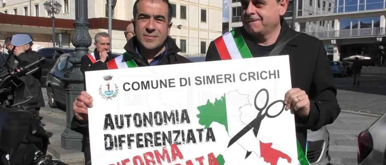 “Una sola Italia”: quasi 70 sindaci calabresi chiedono di impugnare la legge sull’autonomia differenziata