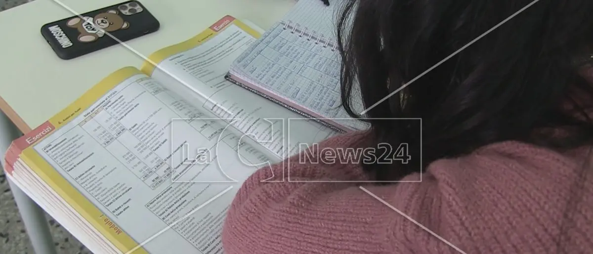 Test di medicina, le performance degli studenti calabresi sono le peggiori in Italia: il report