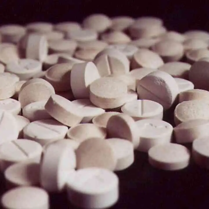 Bloccato a Malpensa un carico di 6 tonnellate di ingredienti per fabbricare ecstasy: stroncato un traffico da 630 milioni di euro
