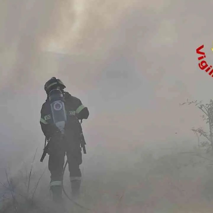 Lotta agli incendi boschivi, sottoscritta la convenzione tra Vigili del fuoco e Regione Calabria