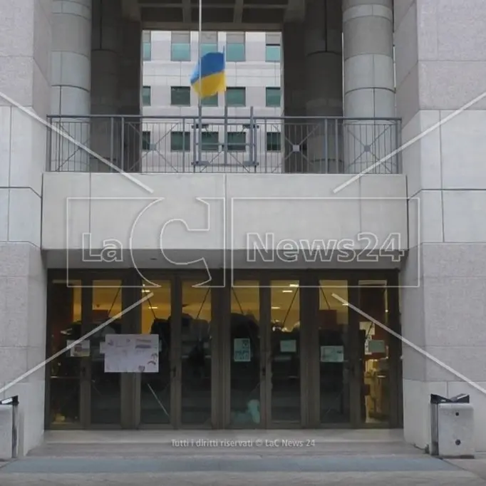 «Nessun rinvio indiscriminato dei processi a Reggio per l’emergenza condizionatori»: il chiarimento del Tribunale dopo i disagi al Cedir