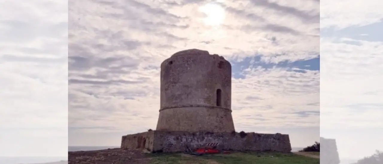 L’Agenzia del Demanio mette a bando 18 edifici dello Stato: c’è anche un’antica torre nel Crotonese