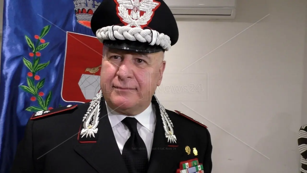 Corruzione, il generale dell’Arma sospeso Oreste Liporace era cittadino onorario di Diamante
