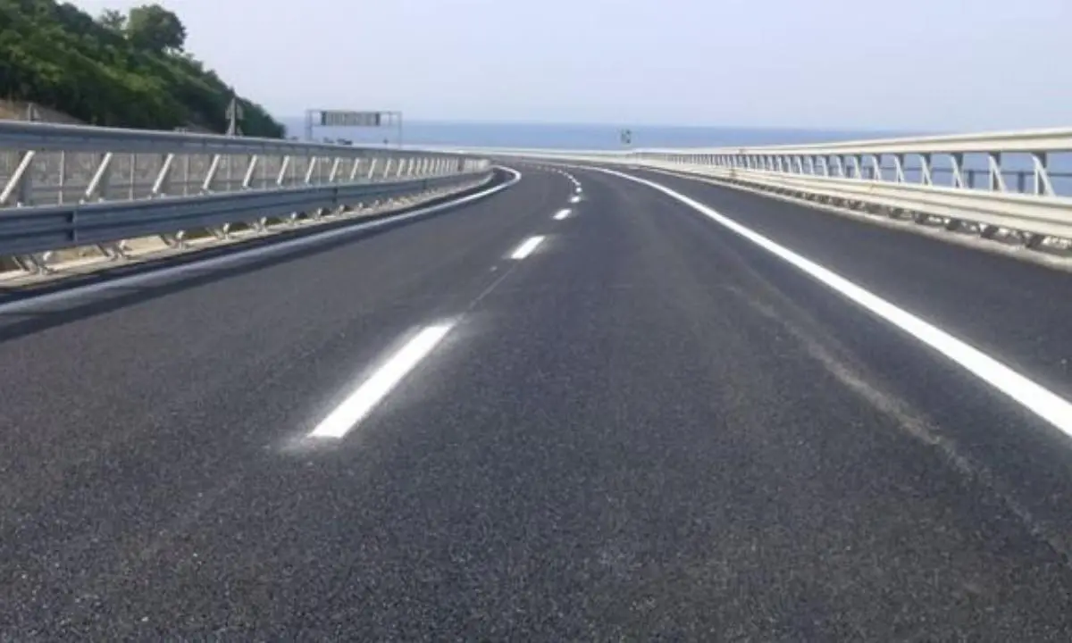 Autostrada del Mediterraneo chiusa tra Pizzo e Sant’Onofrio per lavori a un elettrodotto: ecco quando