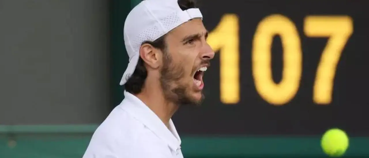 Tennis, spettacolo azzurro a Wimbledon: Musetti raggiunge Sinner e Paolini nei quarti