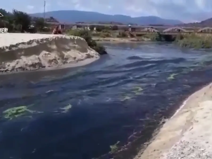 Mala depurazione e liquami in mare, rinviati a giudizio gli imprenditori Minieri - NOMI