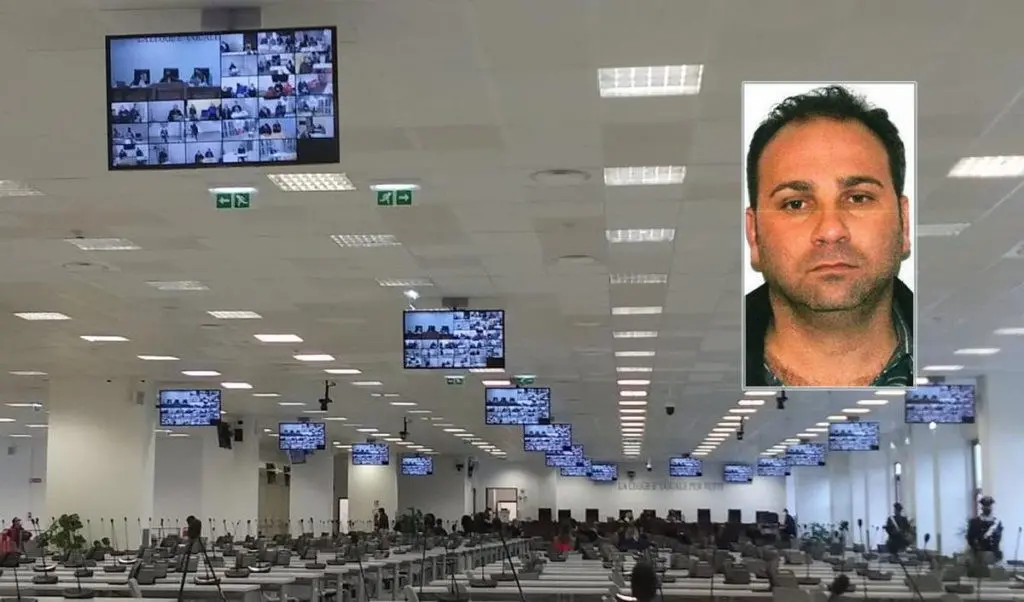 Mantella racconta l’estorsione all’obitorio di Vibo «grazie all’avvocato Sabatino» e i messaggi criptati in carcere