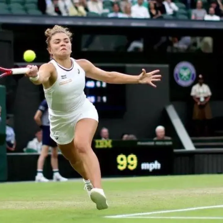 Wimbledon, Jasmine Paolini affronta Donna Vekic per un posto in finale... e nella storia