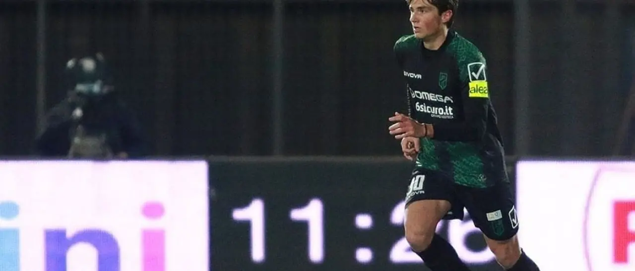 Calciomercato Cosenza, il difensore Dalle Mura è un nuovo calciatore rossoblù