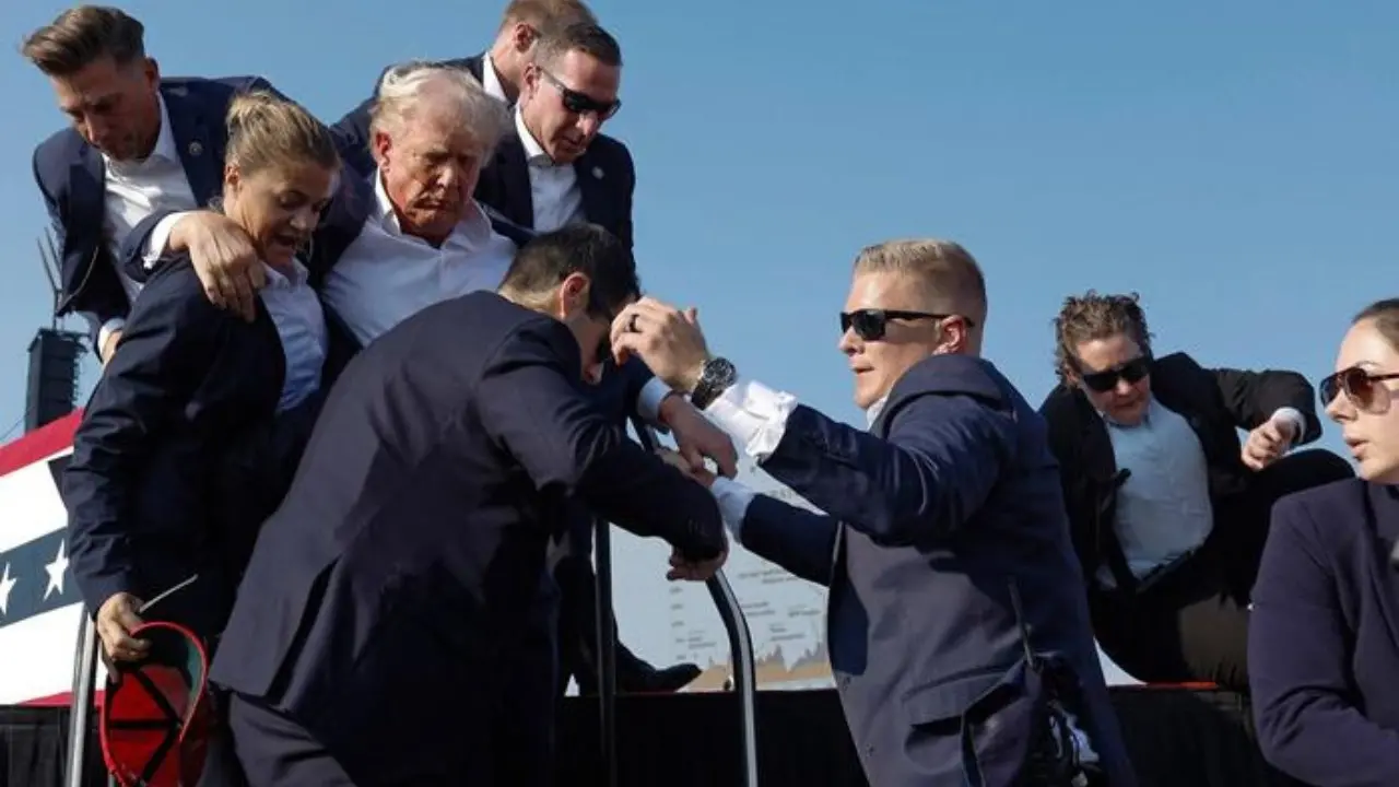 Attentato a Trump, salvo per un soffio. Le reazioni da tutto il mondo, Biden condanna: «Siamo una sola nazione»