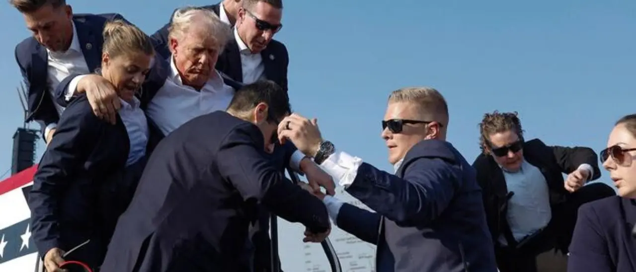 Attentato a Trump, salvo per un soffio. Le reazioni da tutto il mondo, Biden condanna: «Siamo una sola nazione»