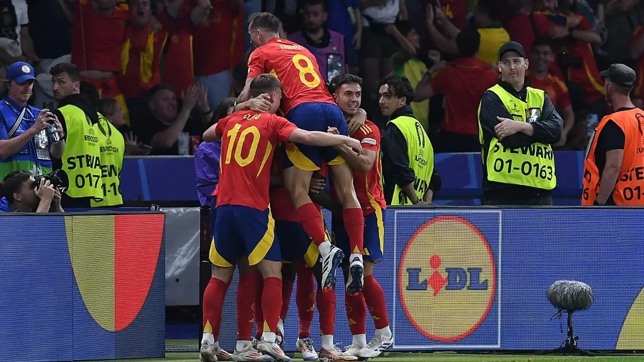 La Spagna “mata” l’Inghilterra ed è campione d’Europa: a Berlino le Furie rosse vincono 2-1