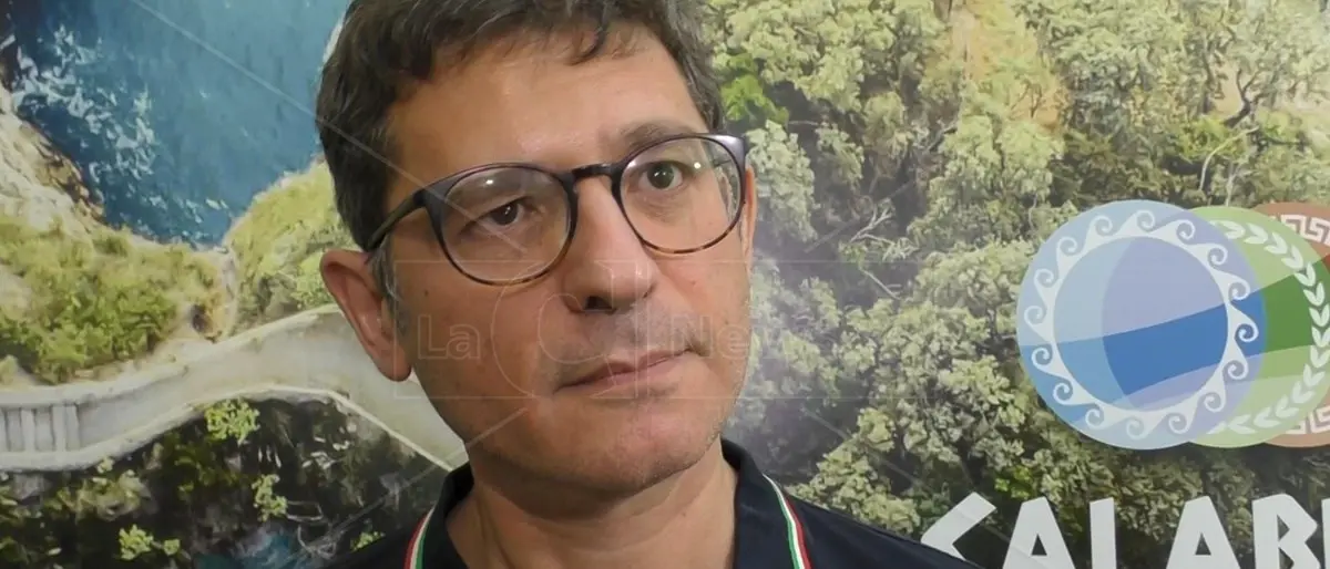 Calabria flagellata dagli incendi, la Prociv: «No ad allarmismi ma serve più responsabilità»