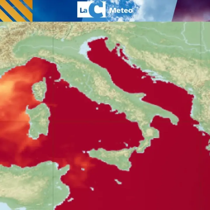 In Calabria il mare è un brodo: temperatura delle acque fino a 30 gradi. E l’ondata di caldo continua