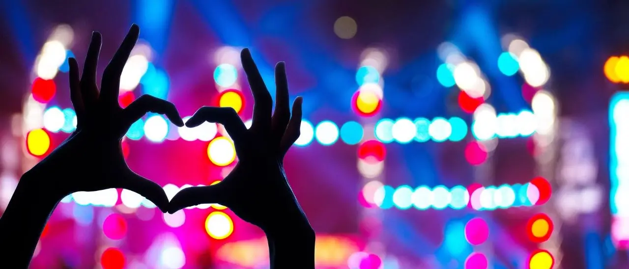 Buoni gli incassi dei concerti in Calabria nel 2023 ma le partite di calcio attraggono più partecipanti: il report della Siae