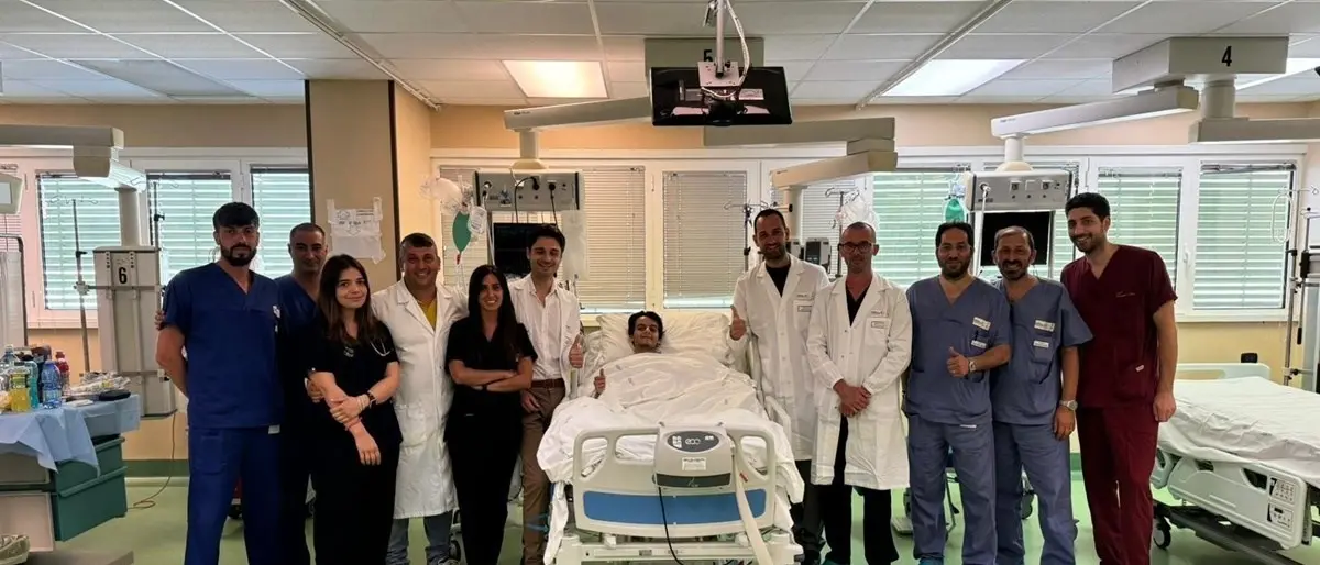 Catanzaro, 18enne ritorna alla vita dopo un grave incidente: «Umanità e dedizione, grazie di cuore ai medici»