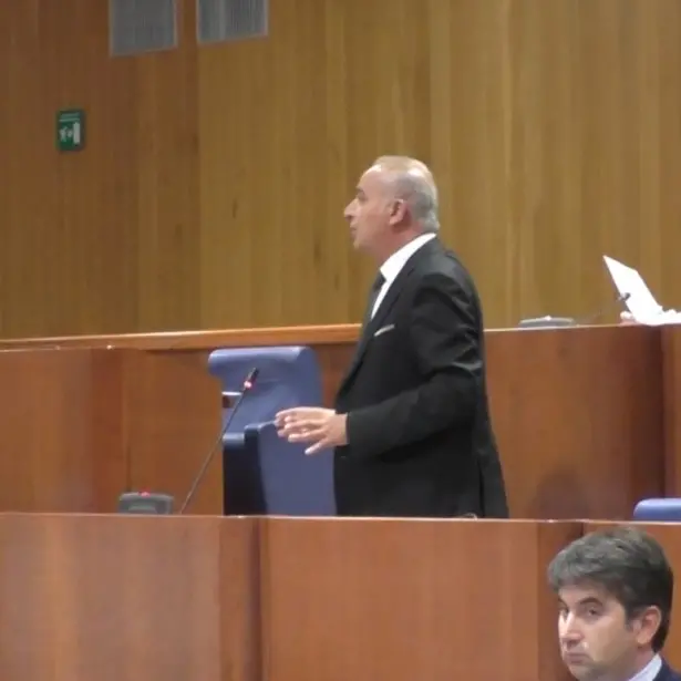 Autonomia differenziata, slitta la discussione in aula sul referendum. L’opposizione: «Il centrodestra continua a essere ambiguo»