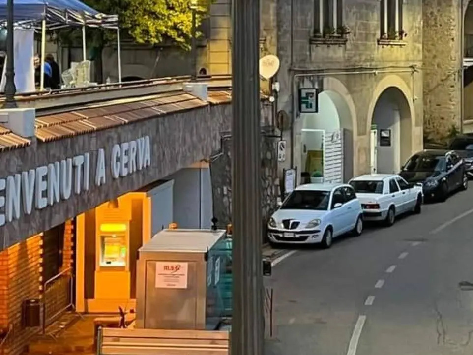 La (falsa) promessa di 20mila euro in cambio di voti: il pentito racconta gli incroci tra politica e clan nel Catanzarese